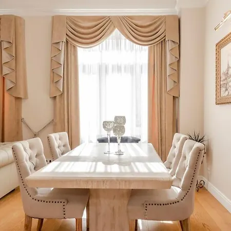 Apartment Valdemara *